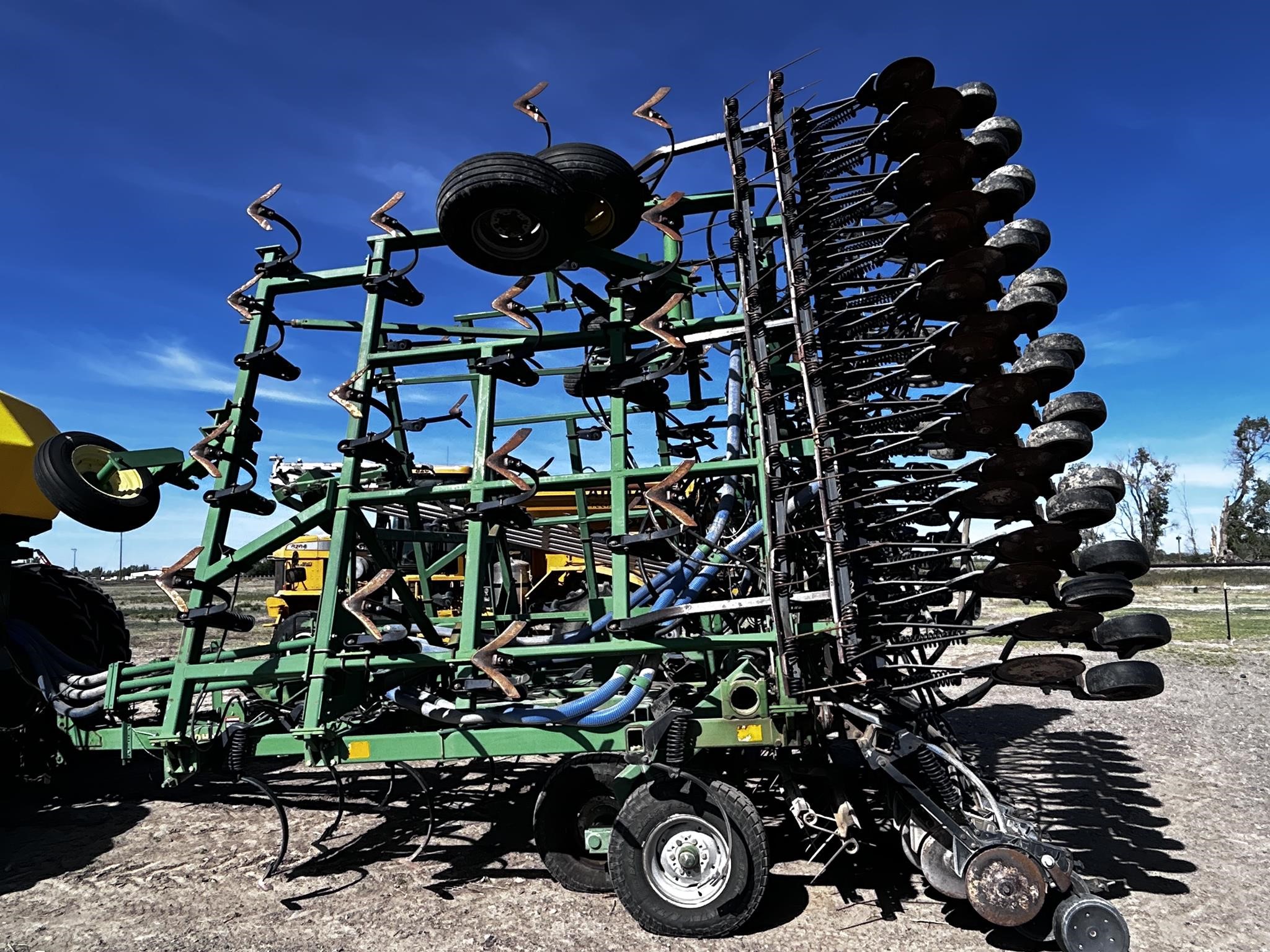 2008 John Deere 1910