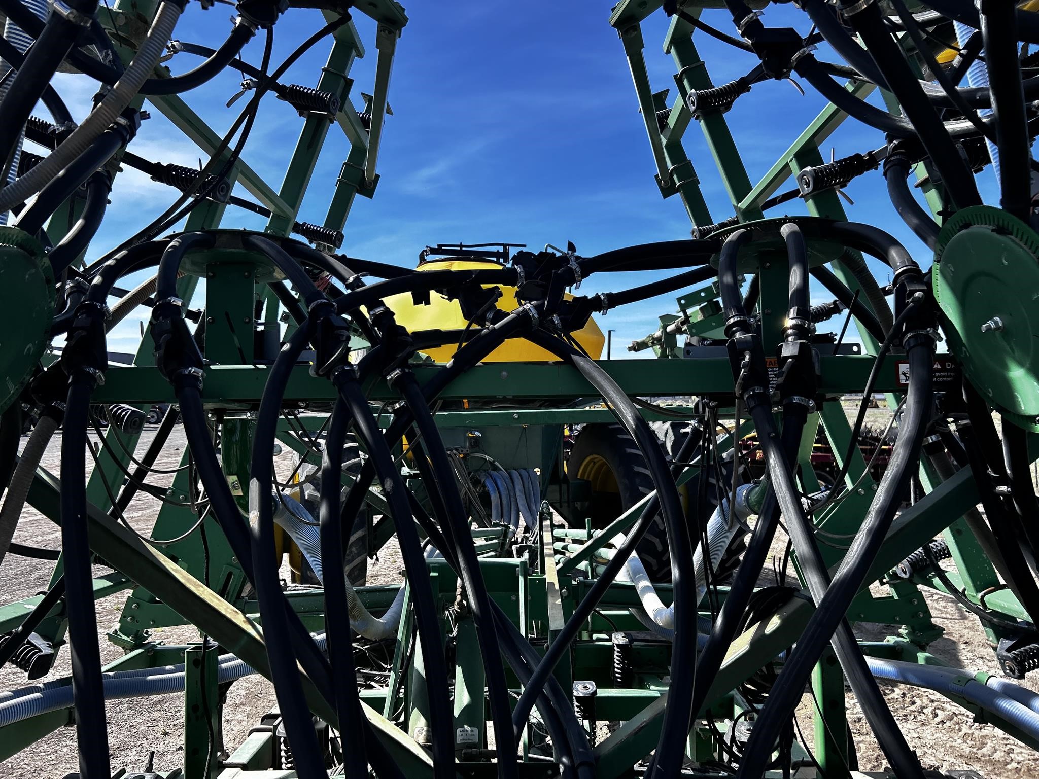 2008 John Deere 1910