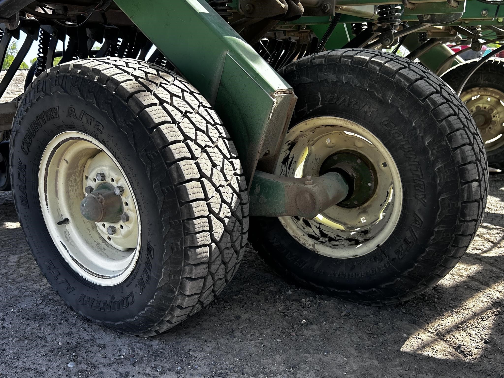 2008 John Deere 1910