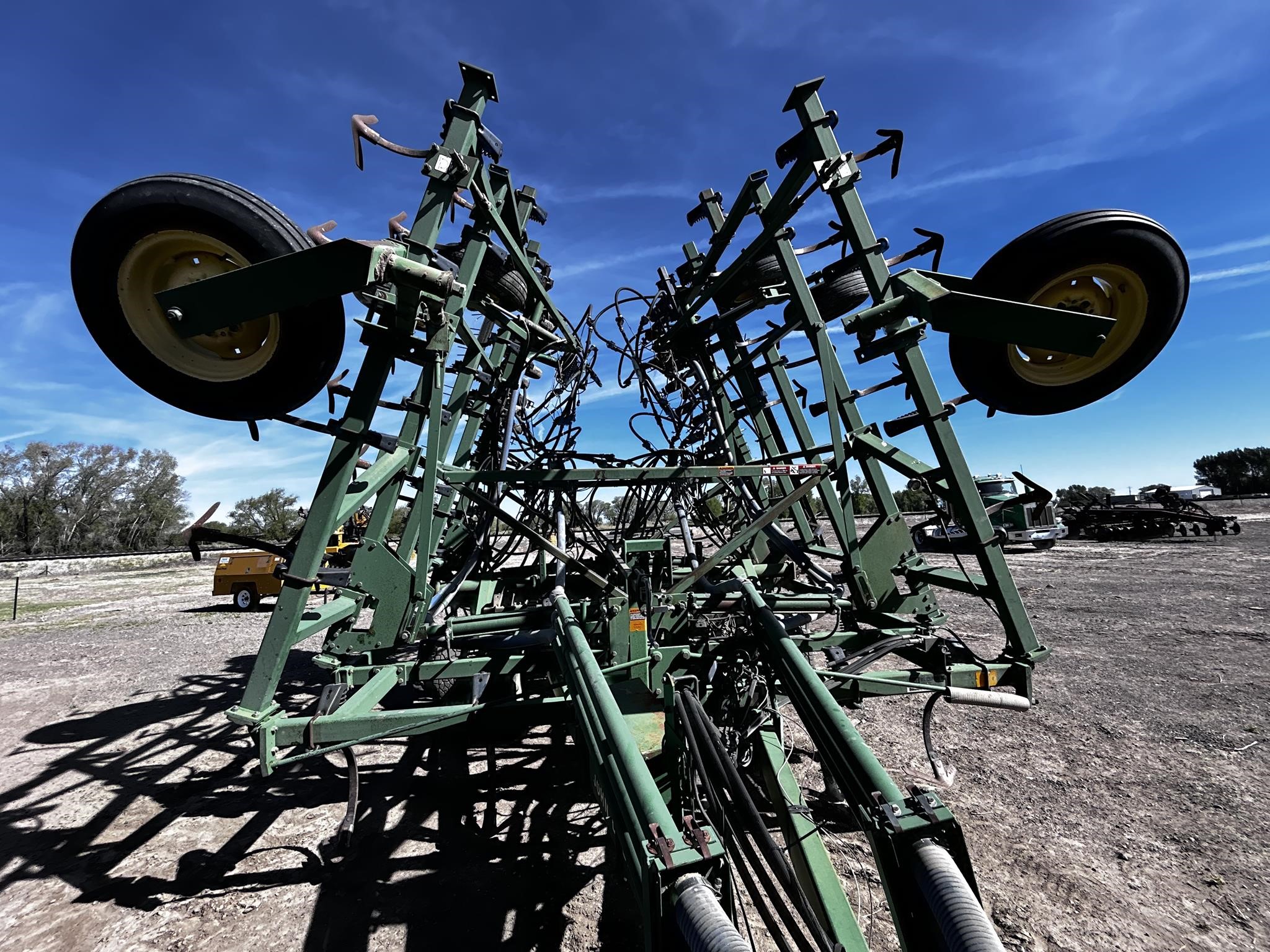 2008 John Deere 1910