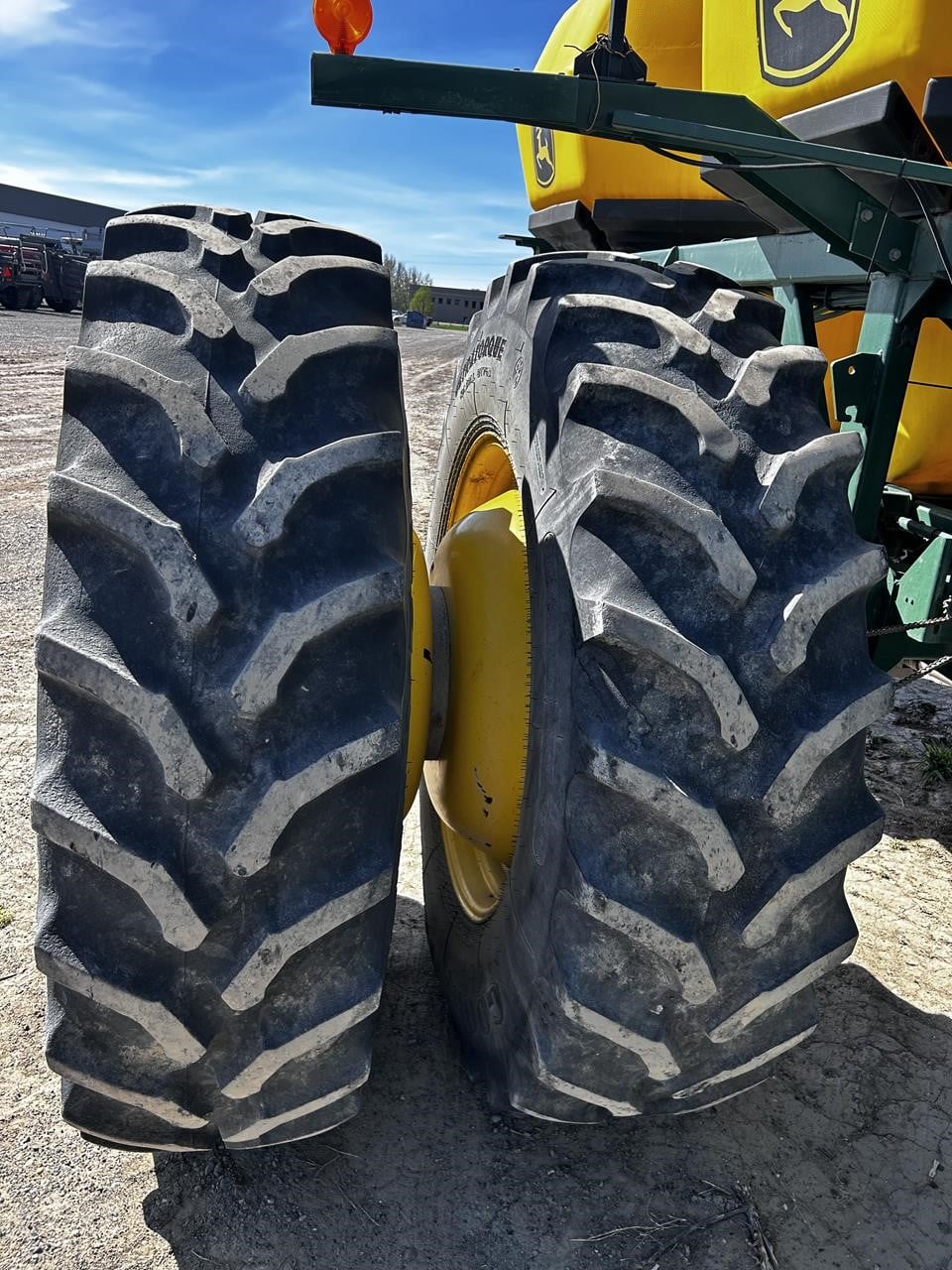 2008 John Deere 1910