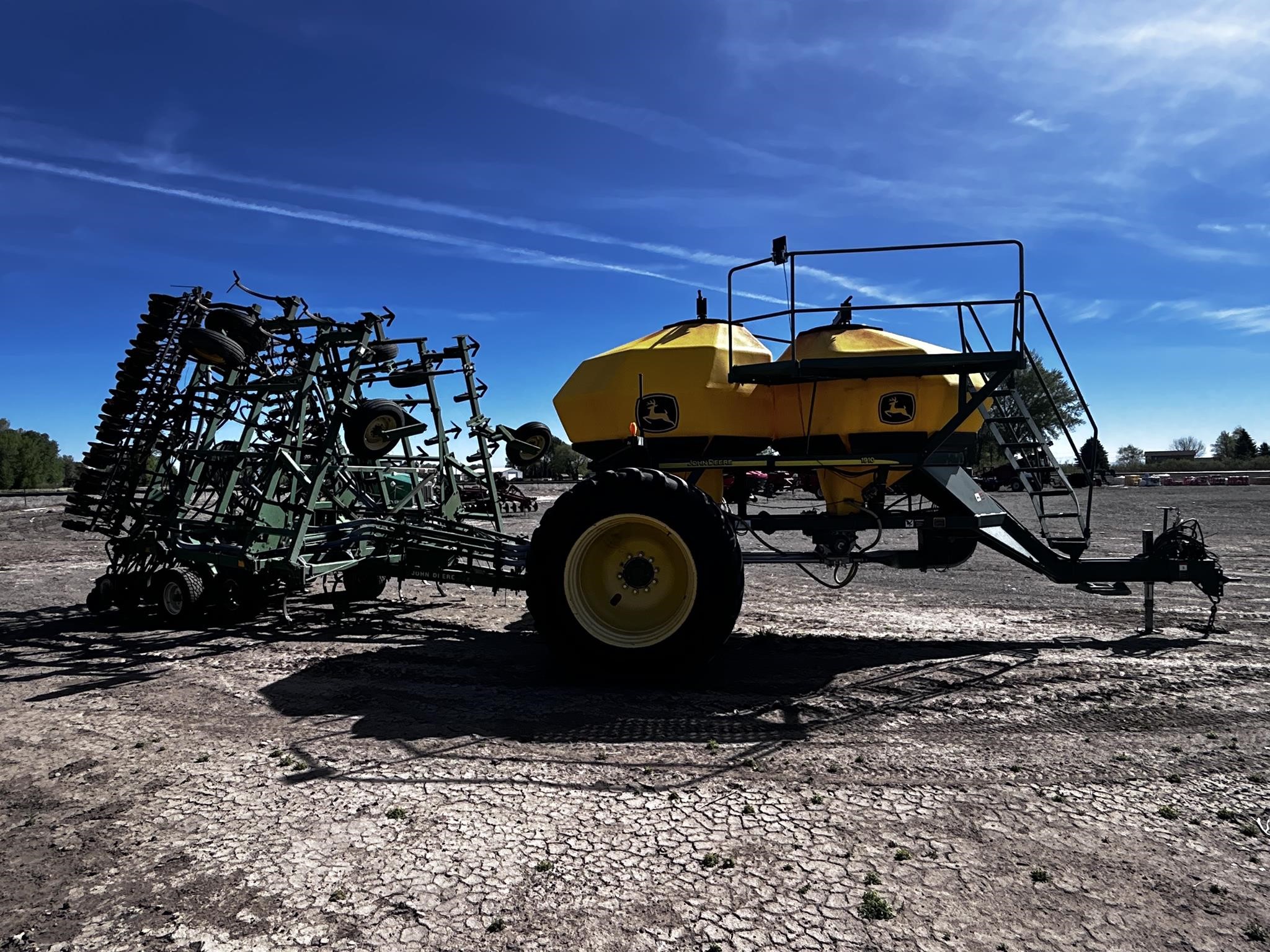 2008 John Deere 1910