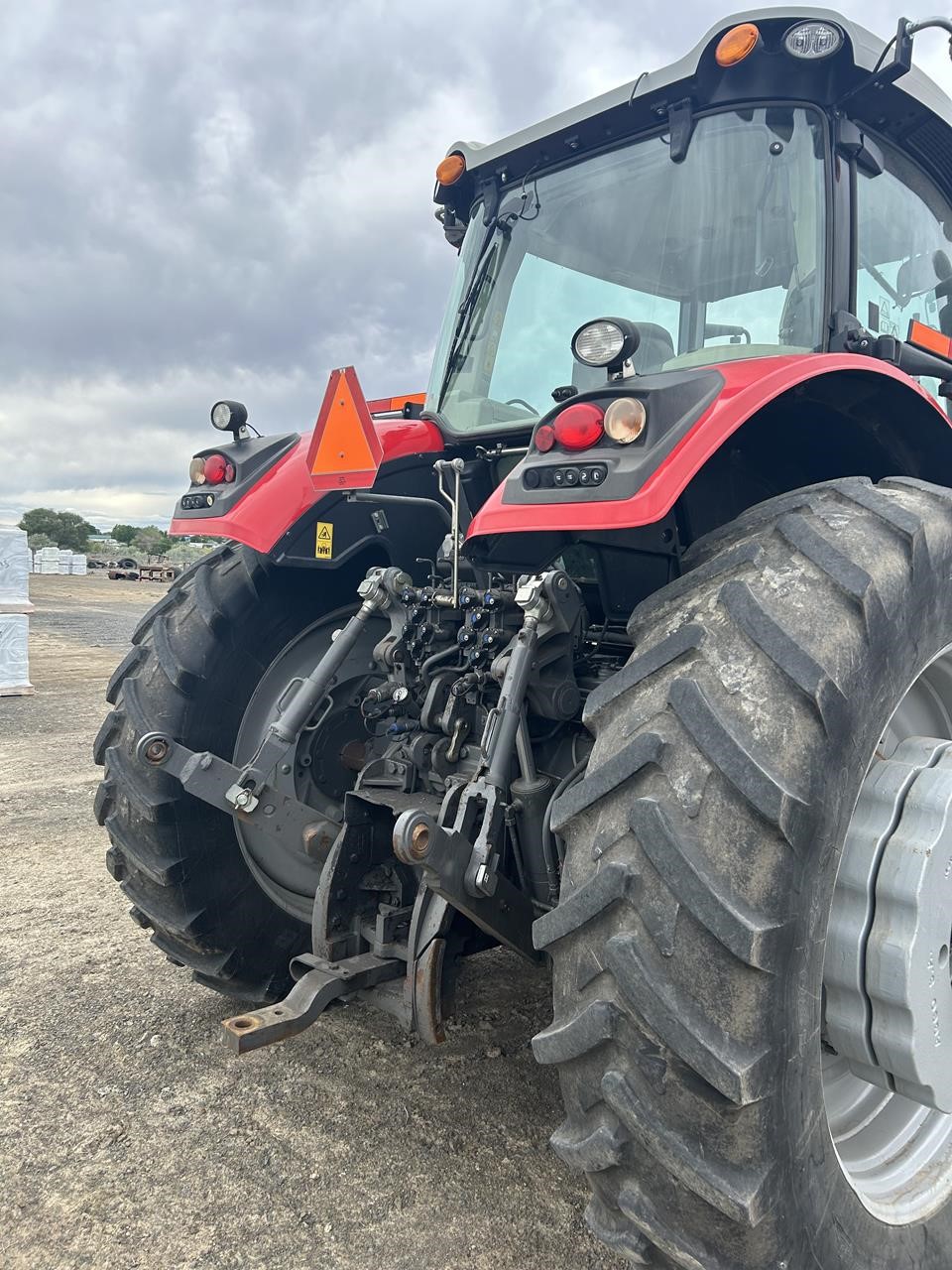 2015 Massey Ferguson 8727
