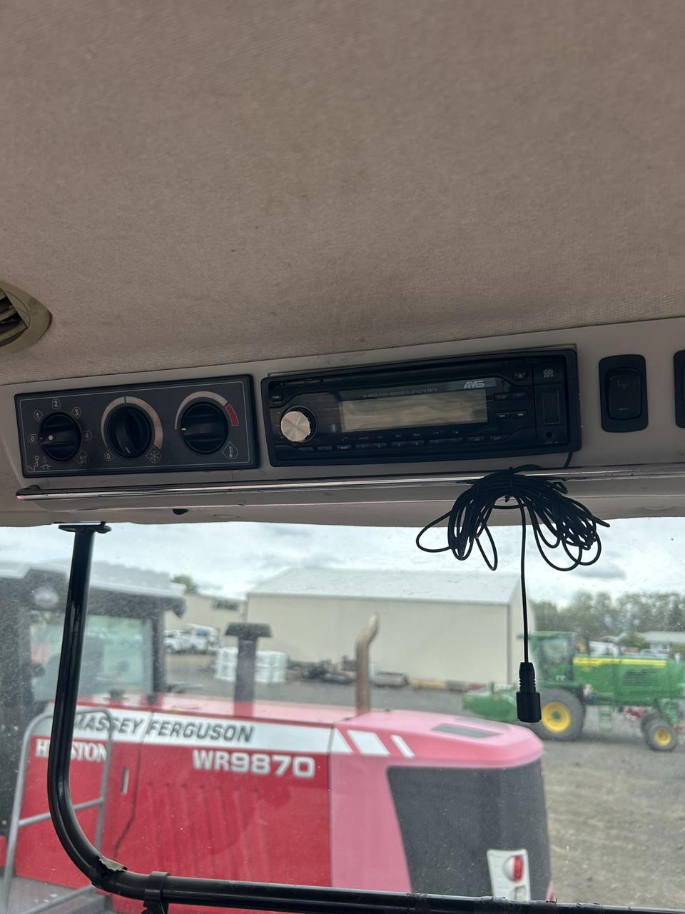 2015 Massey Ferguson 8727