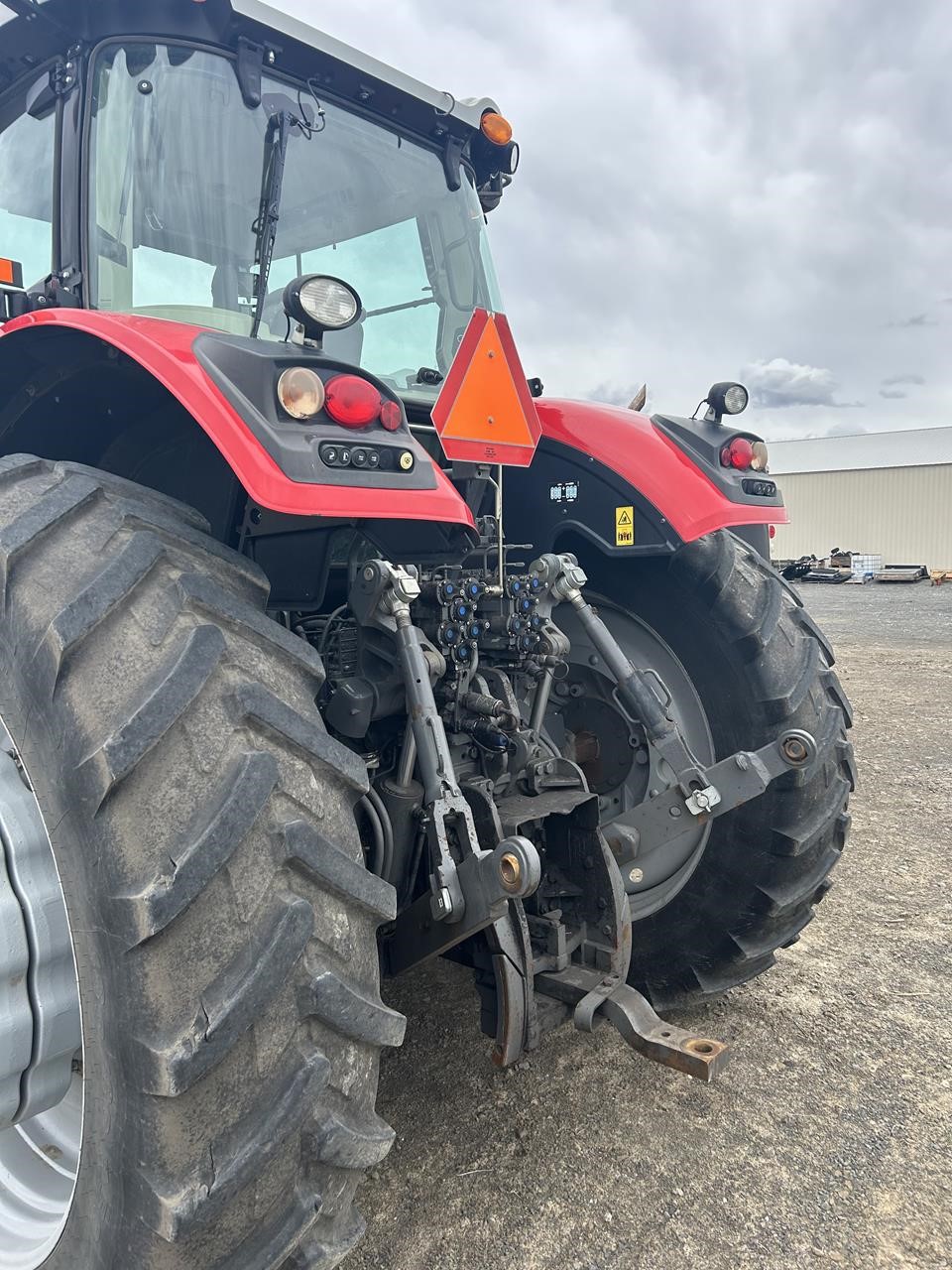 2015 Massey Ferguson 8727