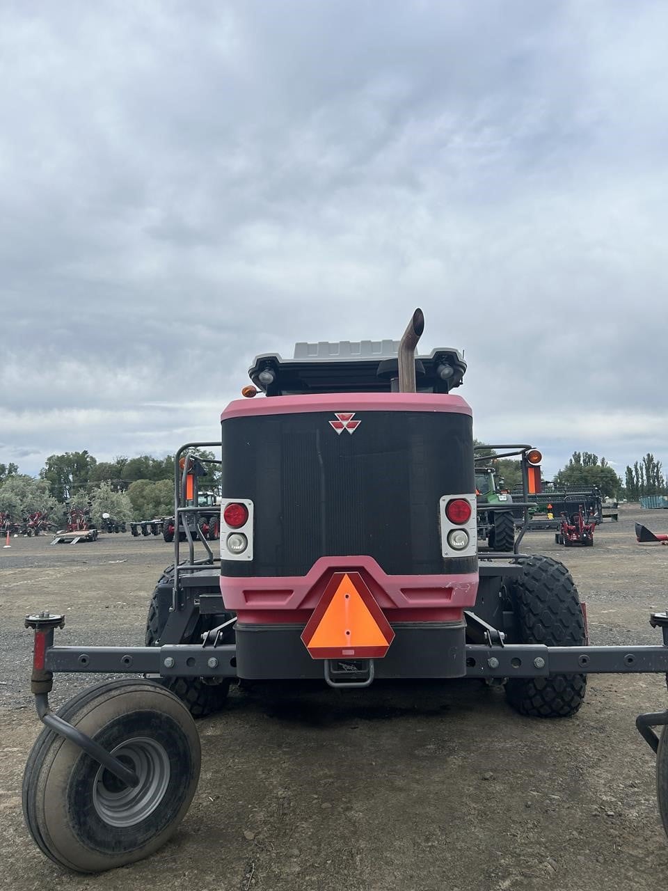 2015 Massey Ferguson WR9870