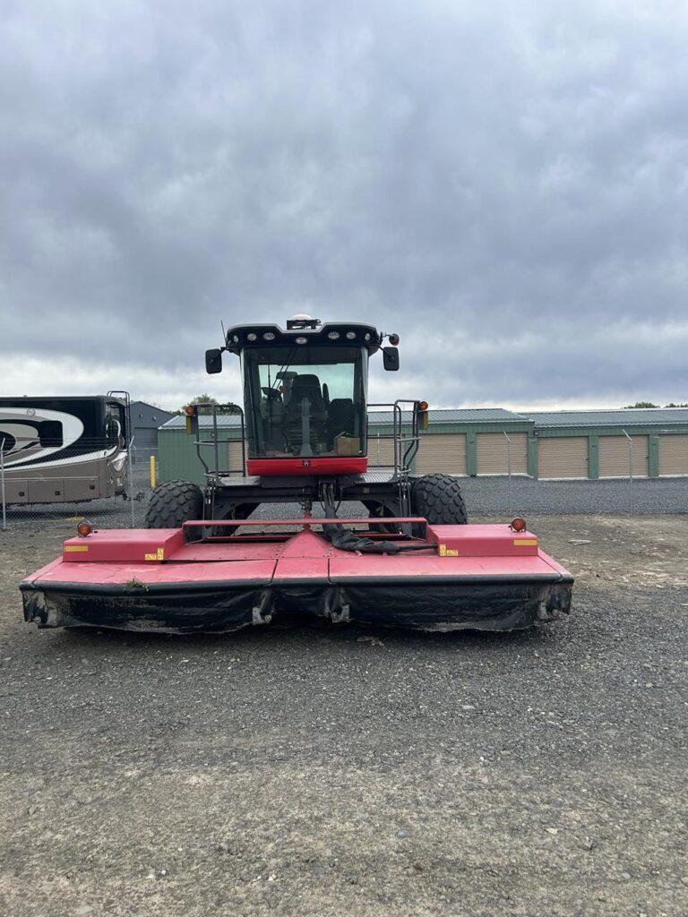 2015 Massey Ferguson WR9870