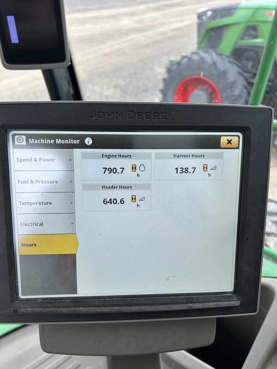 2023 John Deere W260R