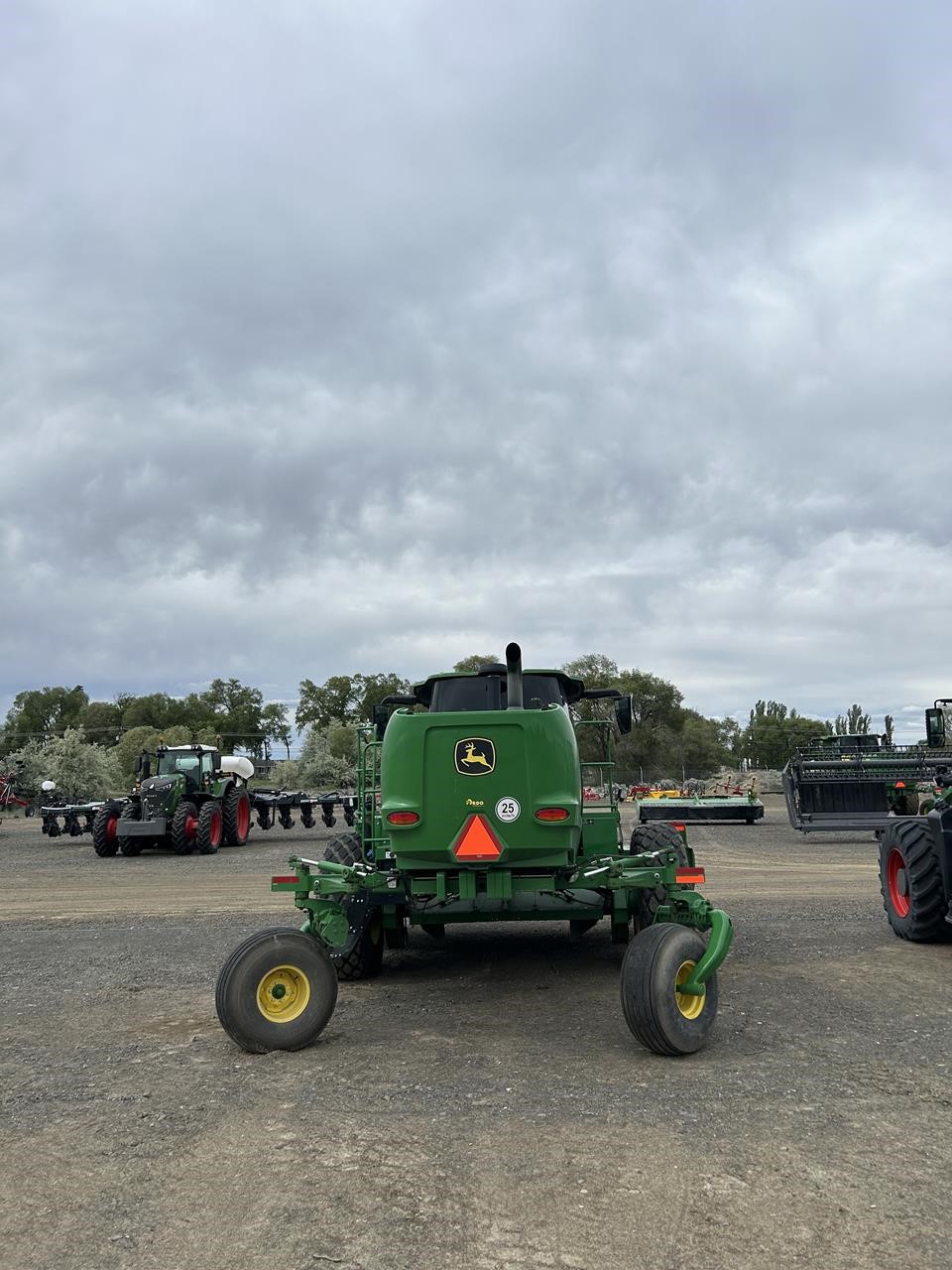 2023 John Deere W260R