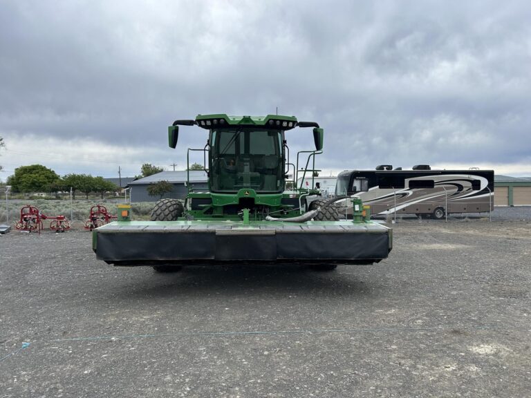 2023 John Deere W260R