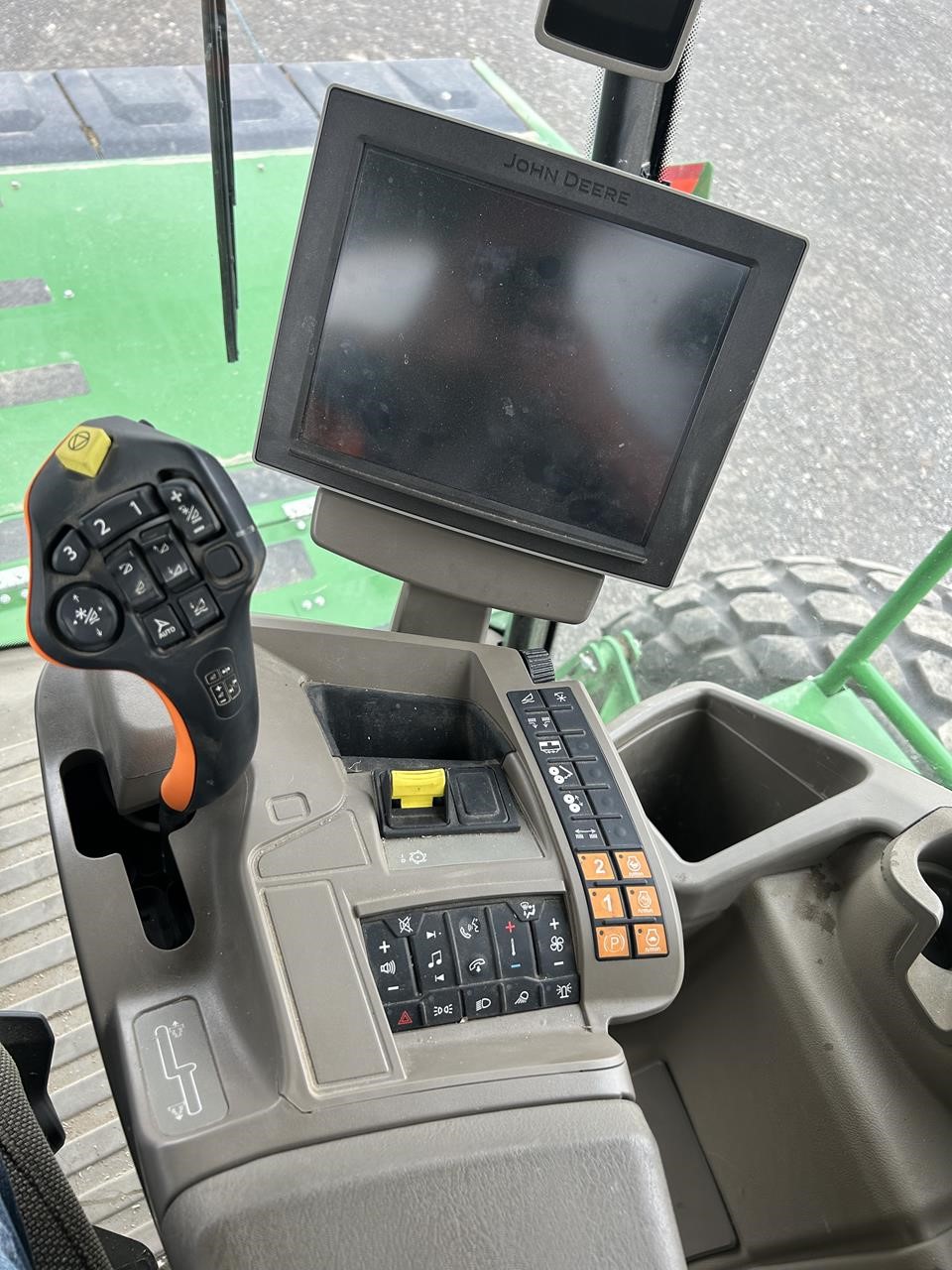 2023 John Deere W260R