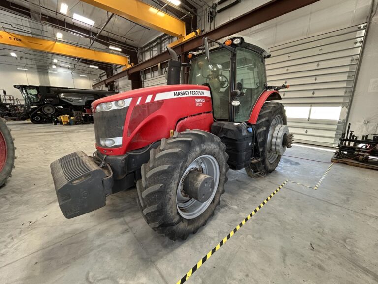 2012 Massey Ferguson 8690